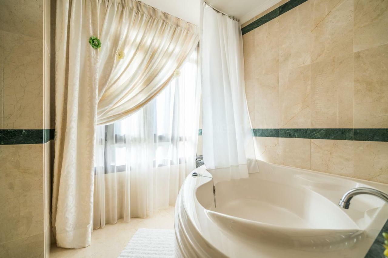 Apartment Bahia De Banus Bungalow Deluxe Marbella