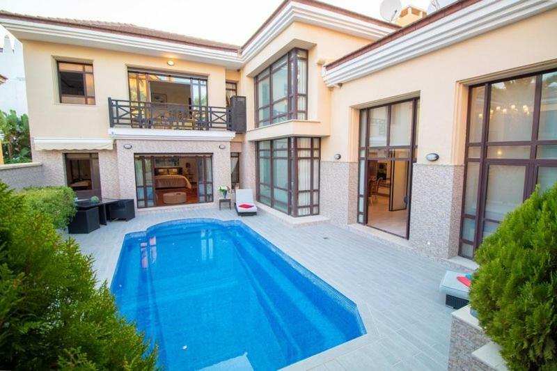 Apartment Bahia De Banus Bungalow Deluxe Marbella