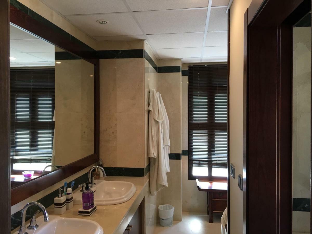 Bahia De Banus Bungalow Deluxe Apartment