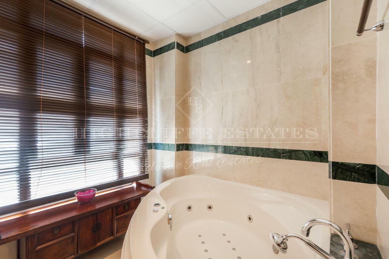 Bahia De Banus Bungalow Deluxe *