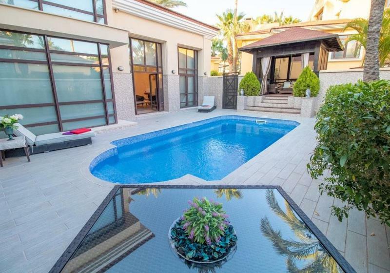 Apartment Bahia De Banus Bungalow Deluxe *