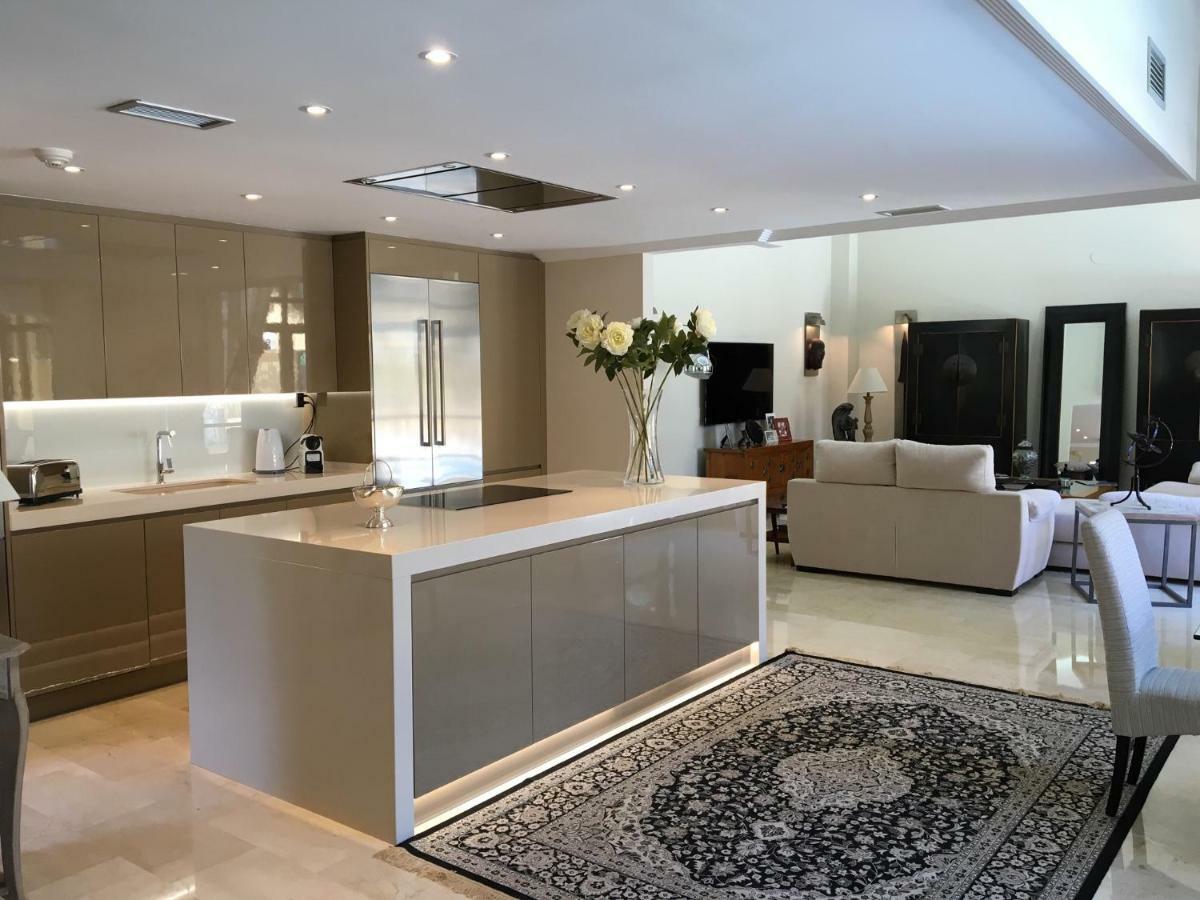 Bahia De Banus Bungalow Deluxe
