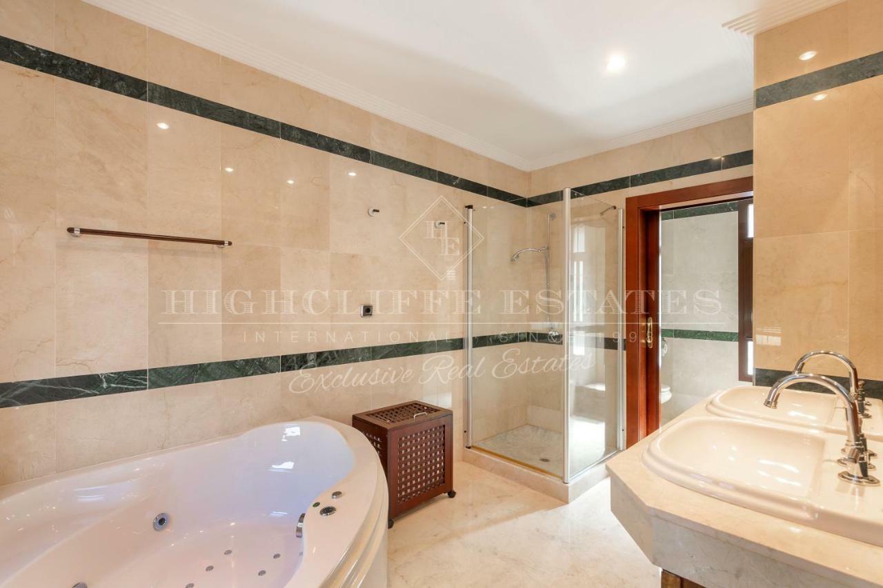 Bahia De Banus Bungalow Deluxe * Marbella